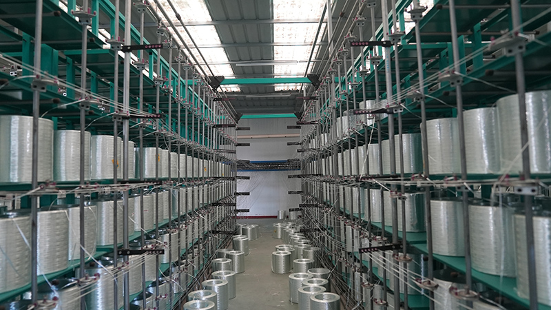 Taller de producción de geomallas de fibra de vidrio