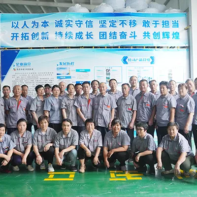 Foto grupal del personal del taller